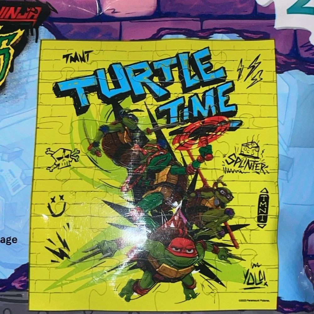 •NICKELODEON•NIB TEENAGE MUTANT NINJA TURTLES 